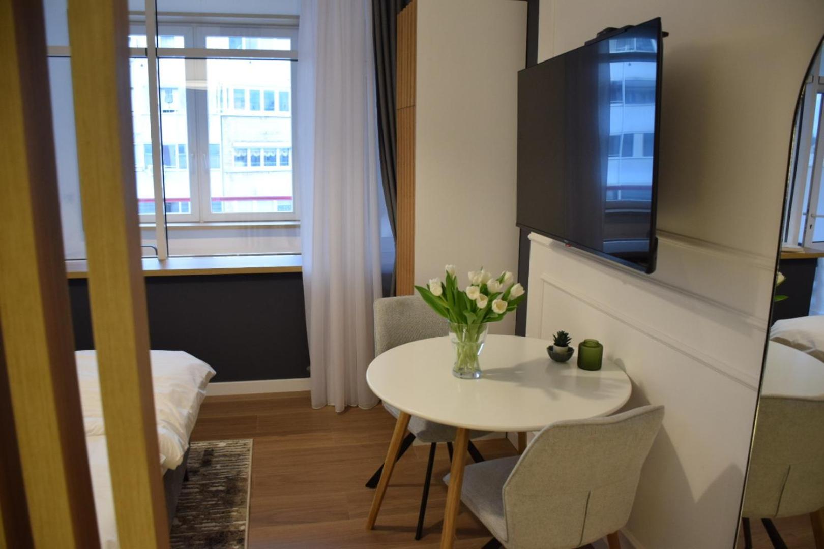 Red Riding Hood Apartment Belgrad Exterior foto