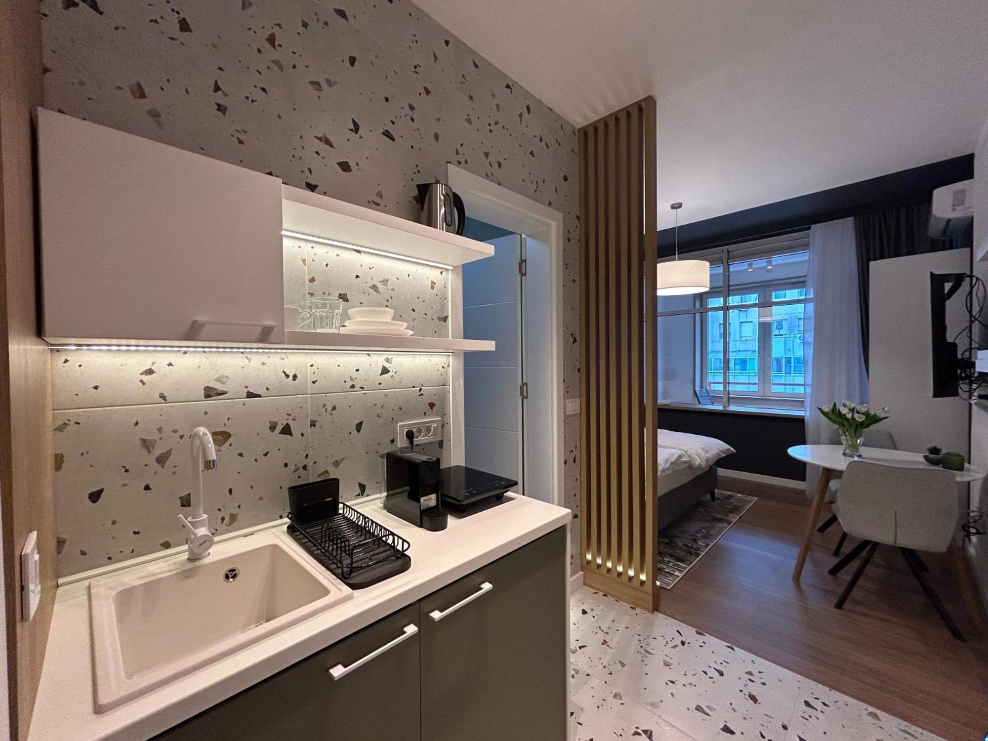 Red Riding Hood Apartment Belgrad Exterior foto